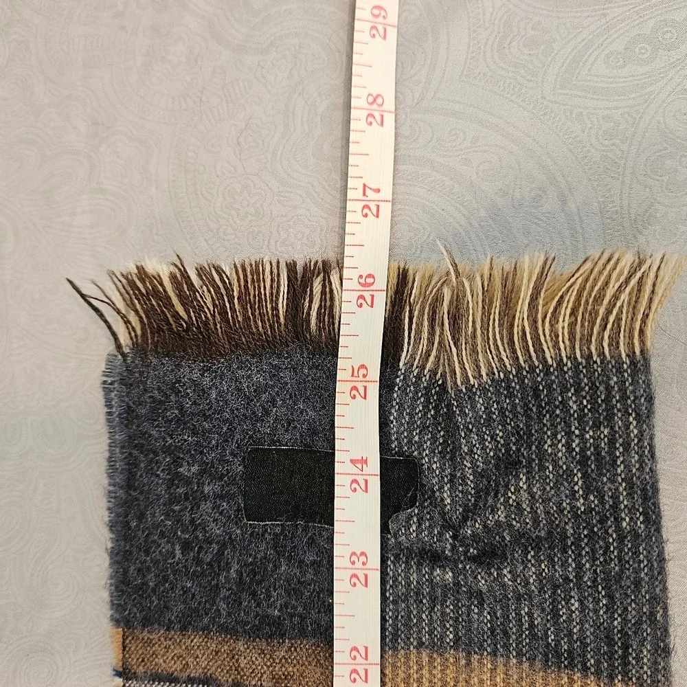Vintage Halstom Plaid Winter Scarf Grey Navy Tan Fringed Soft Woven Wrap